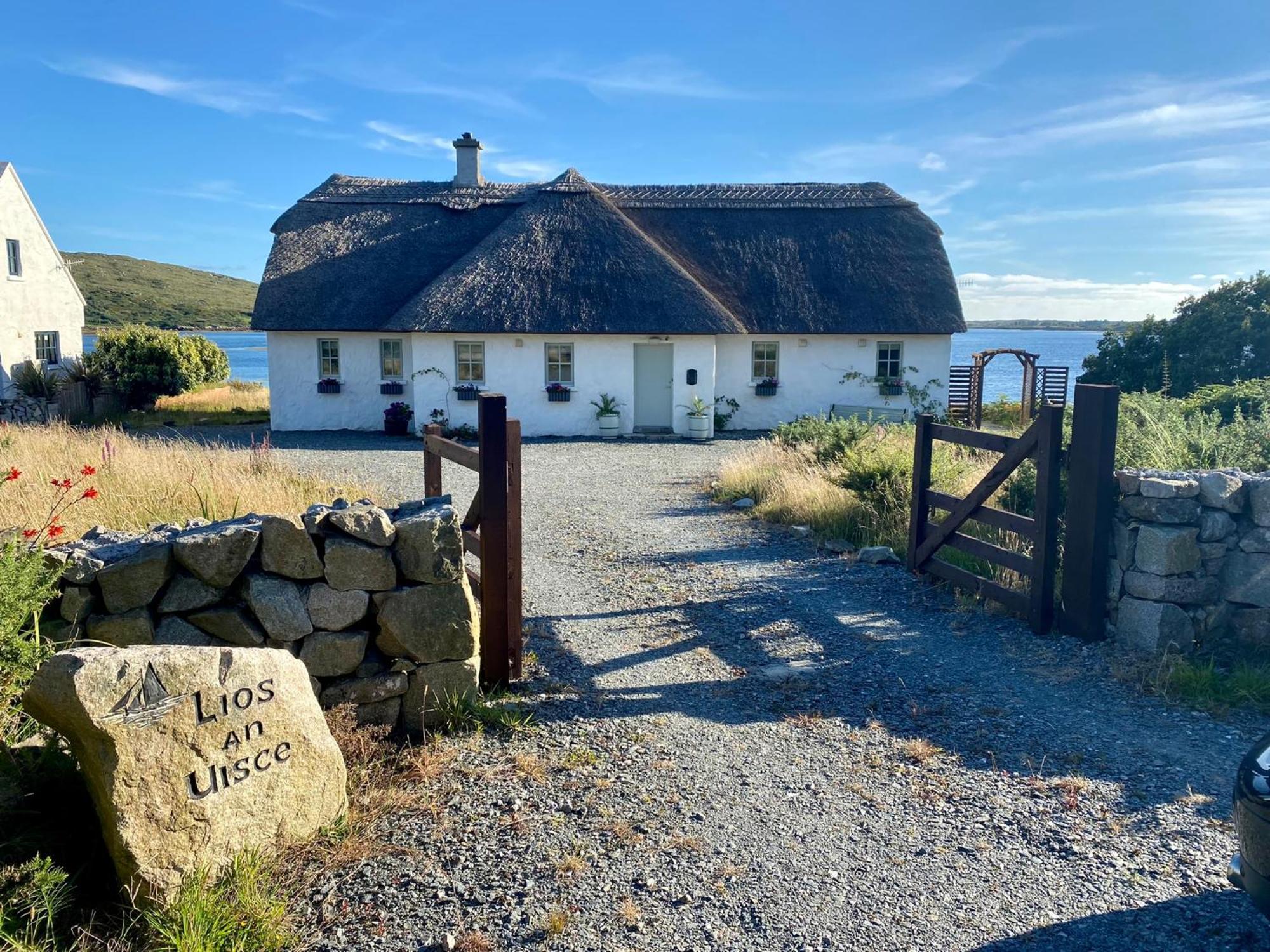 Bayside Cottage Connemara Canower Extérieur photo